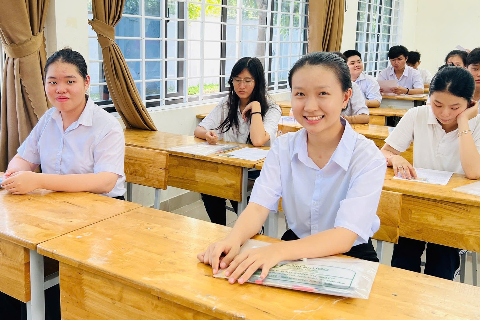 Từ đảo xa đến 'mái nhà chung' TPHCM: Kỳ thi đặc biệt của 114 thí sinh ở Côn Đảo