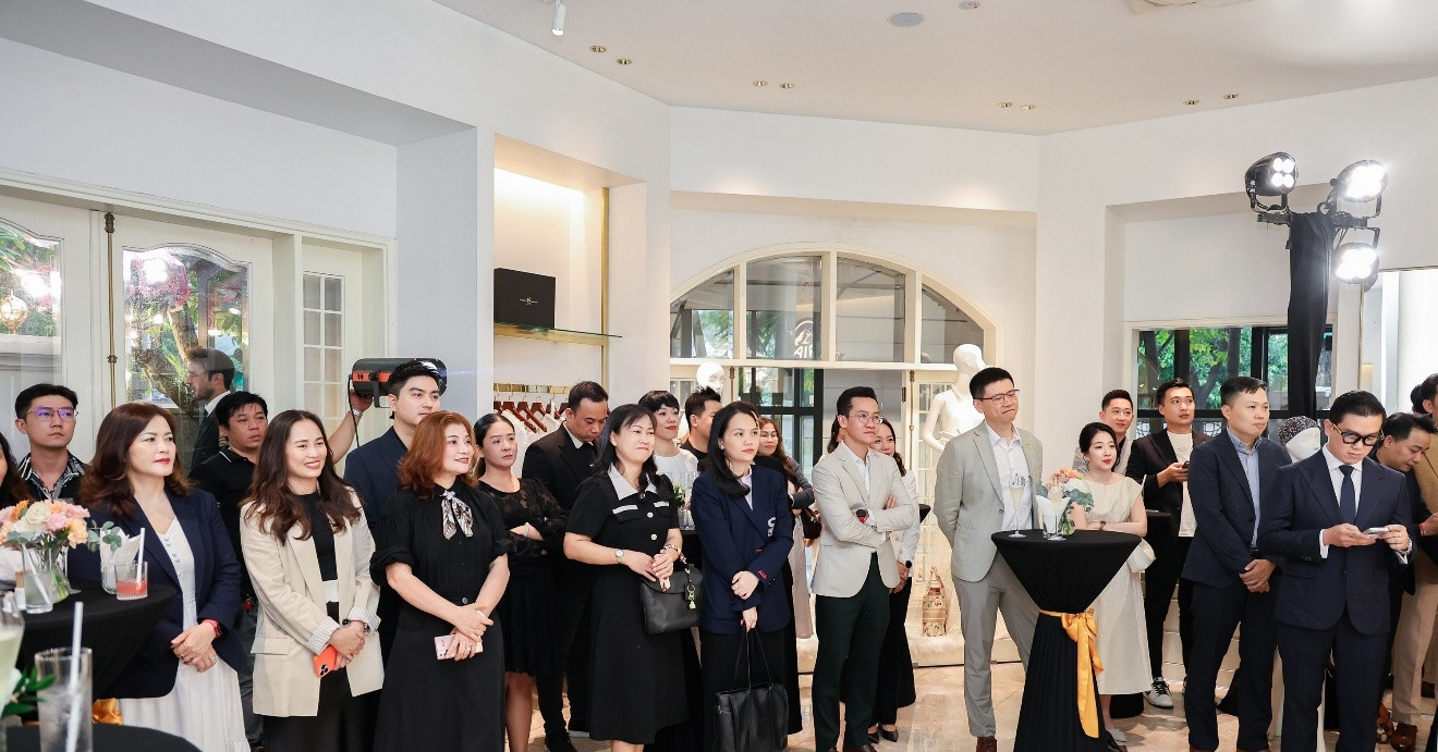AIA Elite Advisors Club - chuẩn mực trải nghiệm mới cho khách hàng Elite