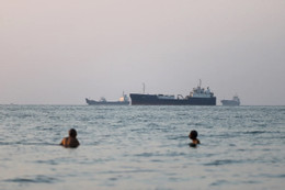 Iran tuyên bố đóng cửa eo biển Hormuz ‘cho đến khi có thông báo mới’