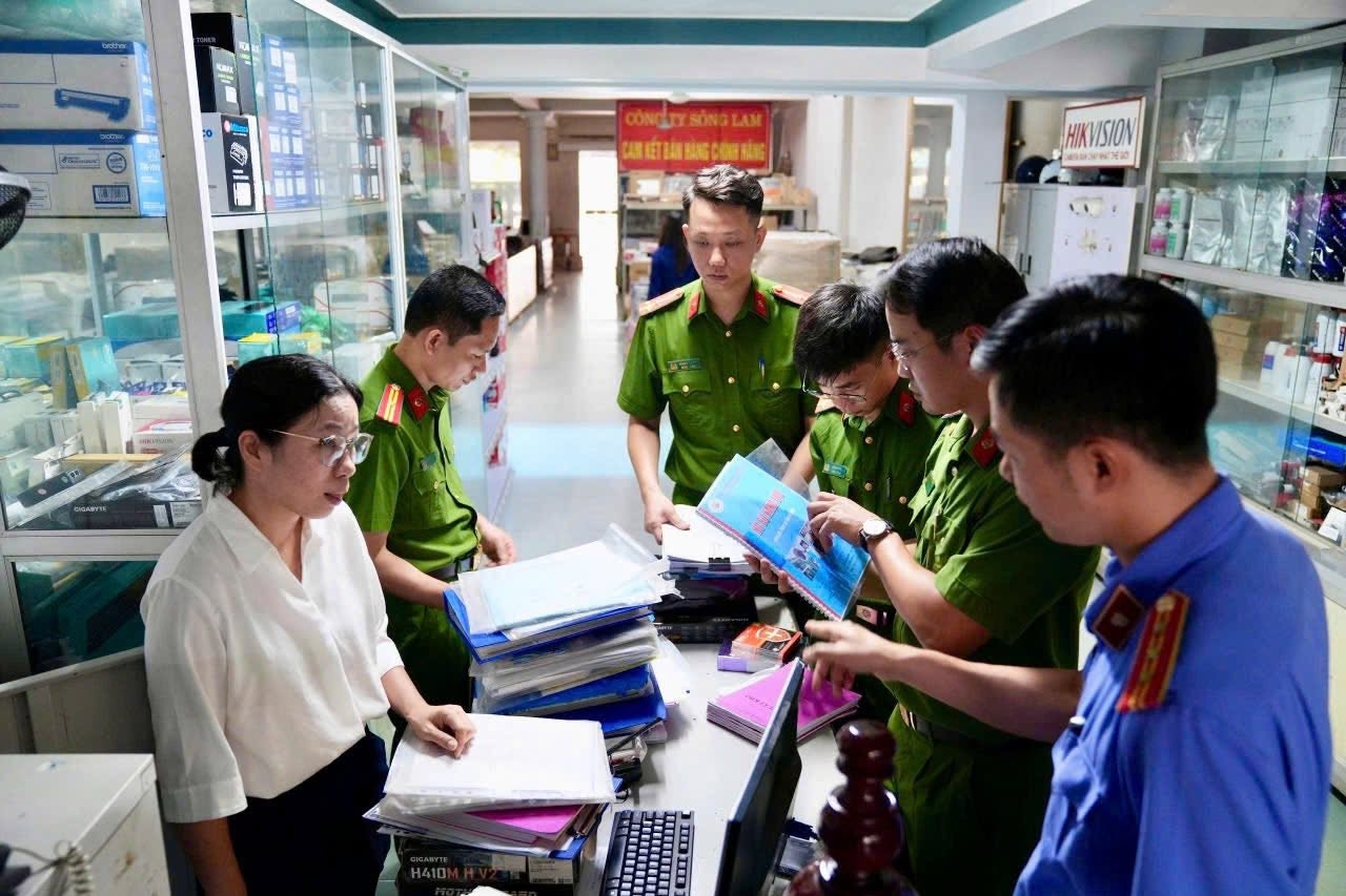 Khởi tố vụ án đầu tiên trên cả nước về xâm phạm bản quyền phần mềm máy tính