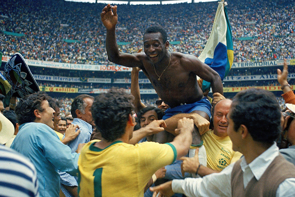 Pele Azteca 1970.jpg