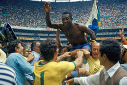 Pele Azteca 1970.jpg