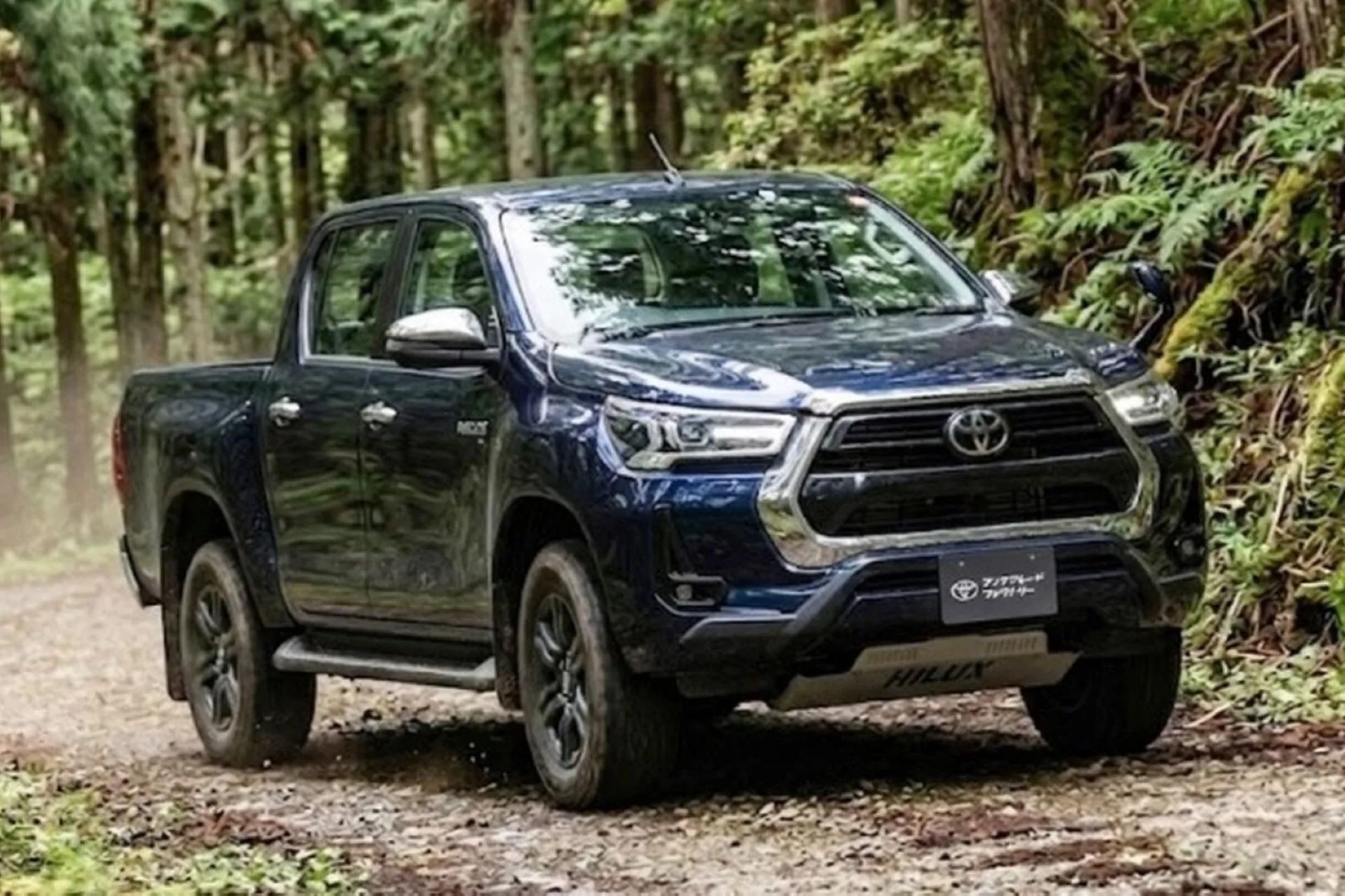Phụ kiện giúp Toyota Hilux đời cũ xử lý hàng loạt nhược điểm cố hữu