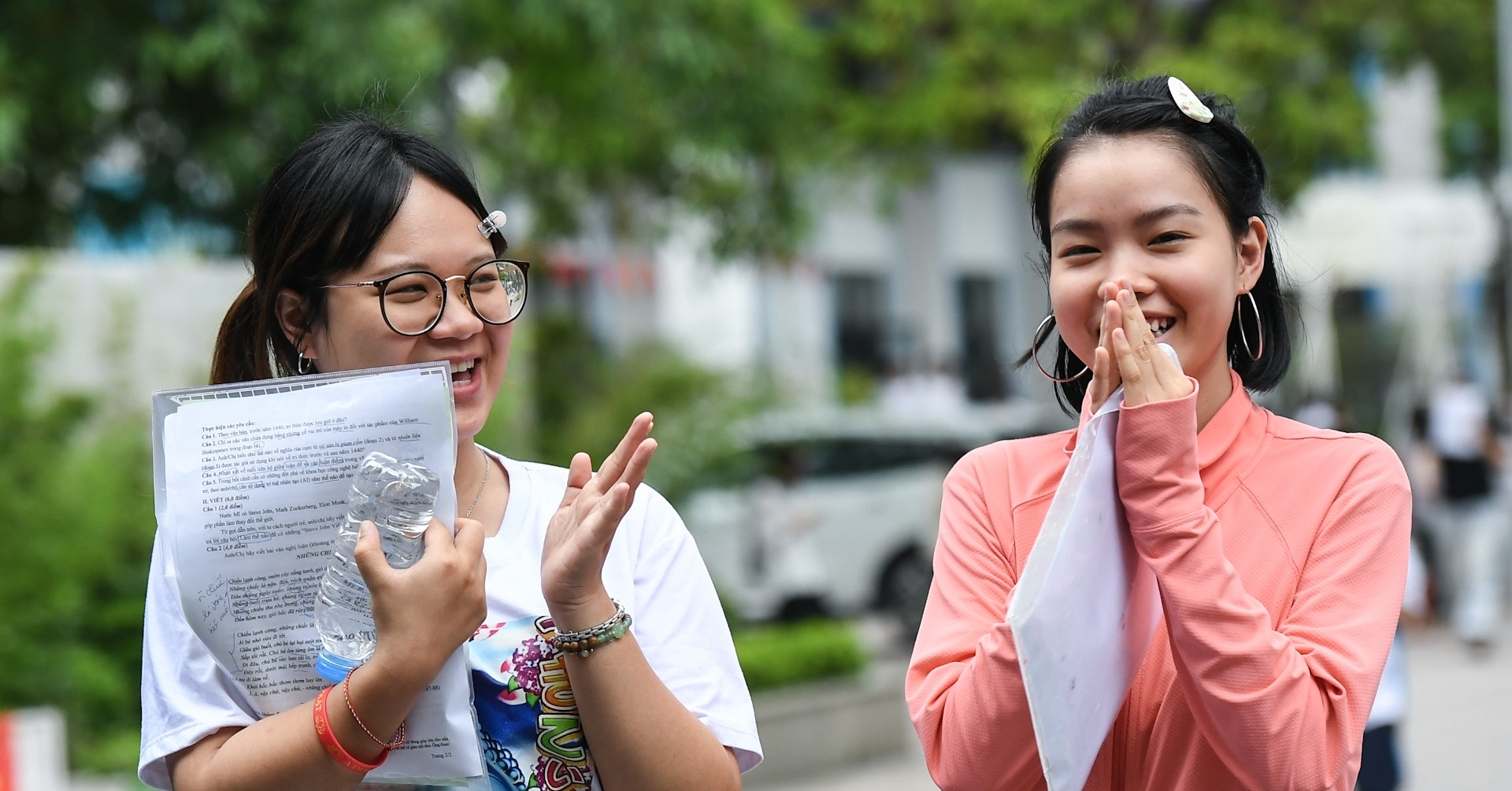 Thí sinh reo mừng vì &amp;apos;đoán&amp;apos; trúng đề Ngữ văn thi tốt nghiệp THPT