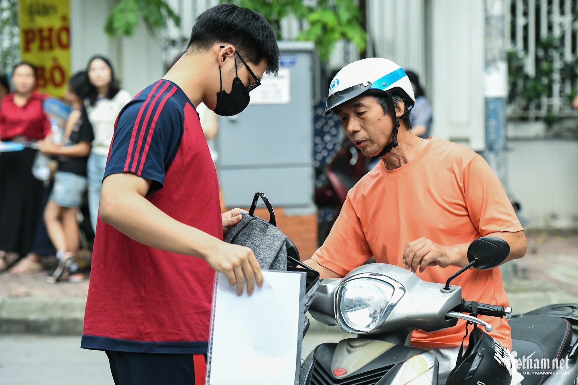 https://static-images.vnncdn.net/vps_images_publish/000001/000003/2026/6/11/w-thao-ha-noi2-148.jpg