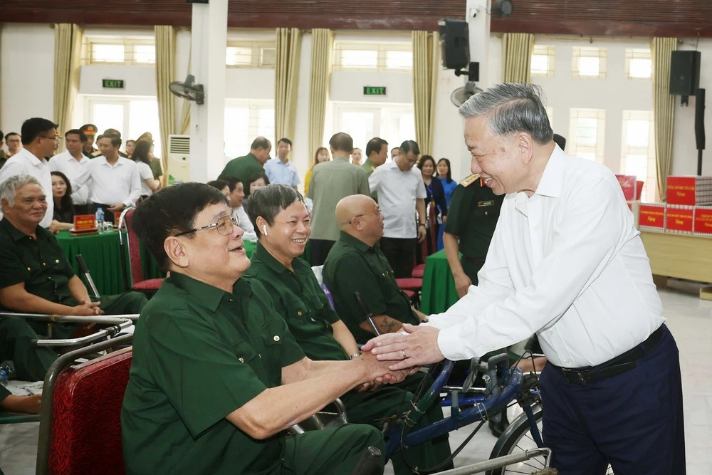 1,56 triệu người có công được tặng quà nhân dịp kỷ niệm 79 năm Ngày Thương binh - Liệt sĩ