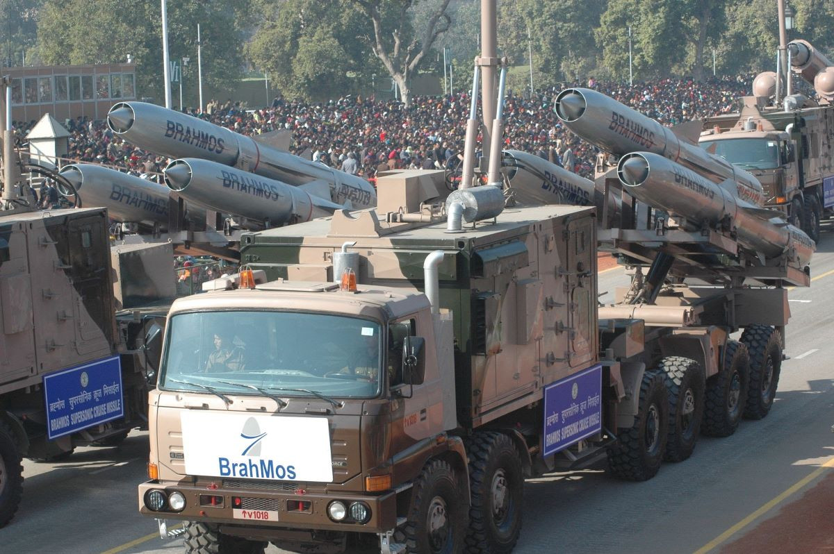 Tên lửa Brahmos.jpg