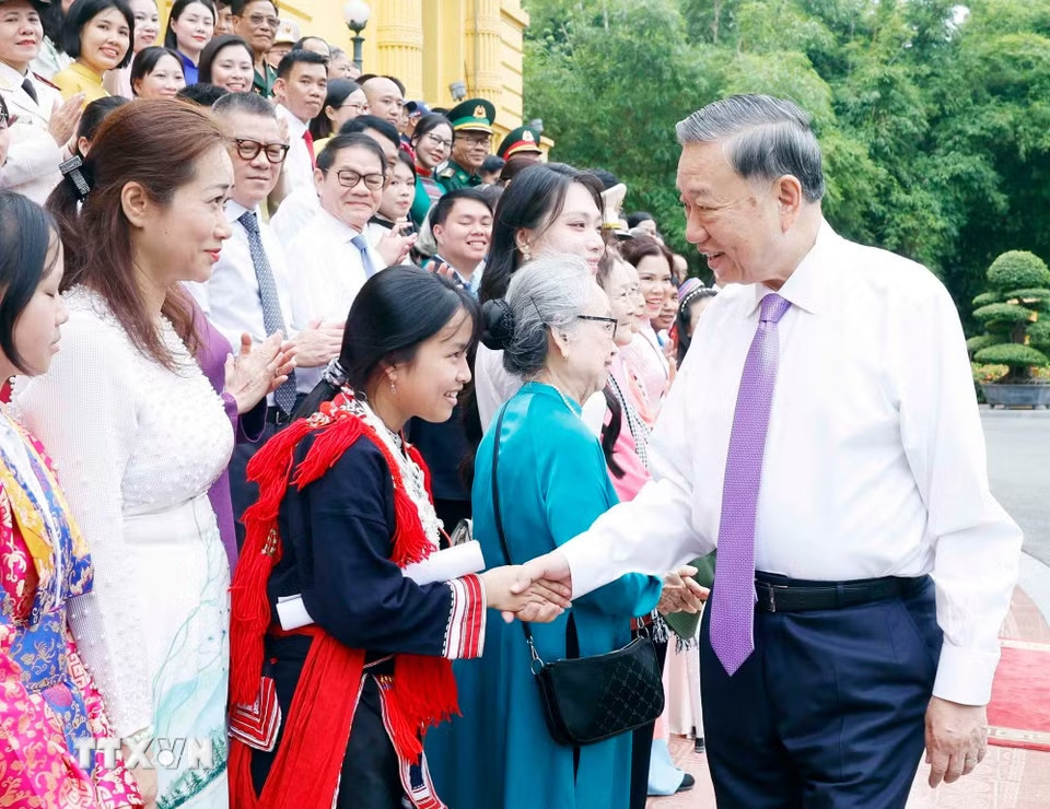 tổng bí thư, chủ tịch nước