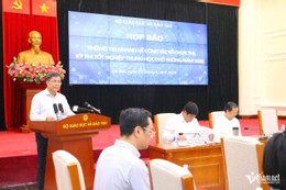 W-Toan canh hop bao.jpg