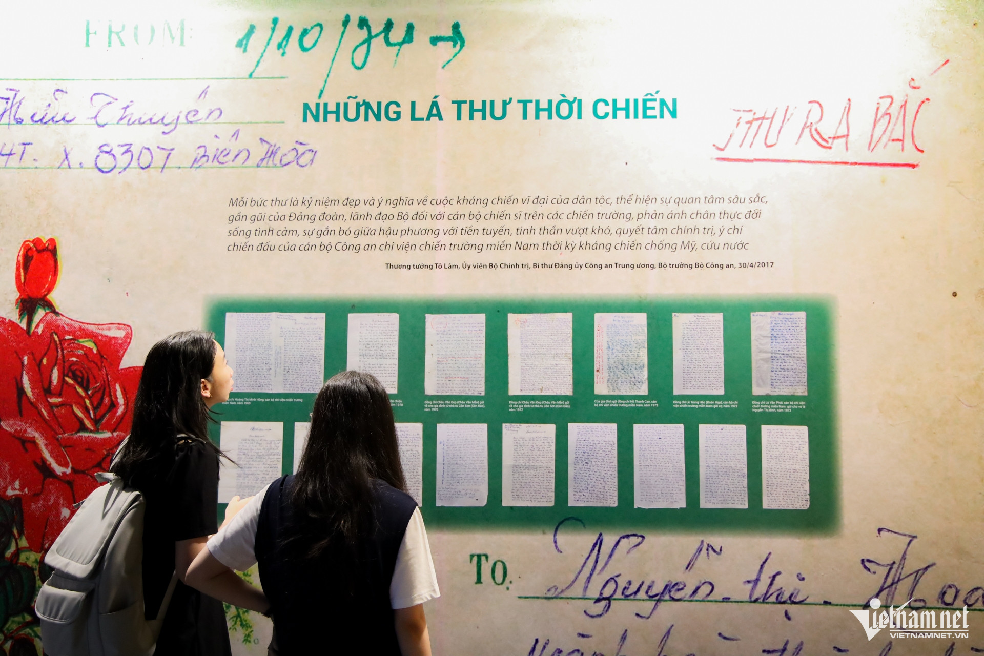 https://static-images.vnncdn.net/vps_images_publish/000001/000003/2026/6/13/w-trien-lam-nguyen-hue-13-623.jpg