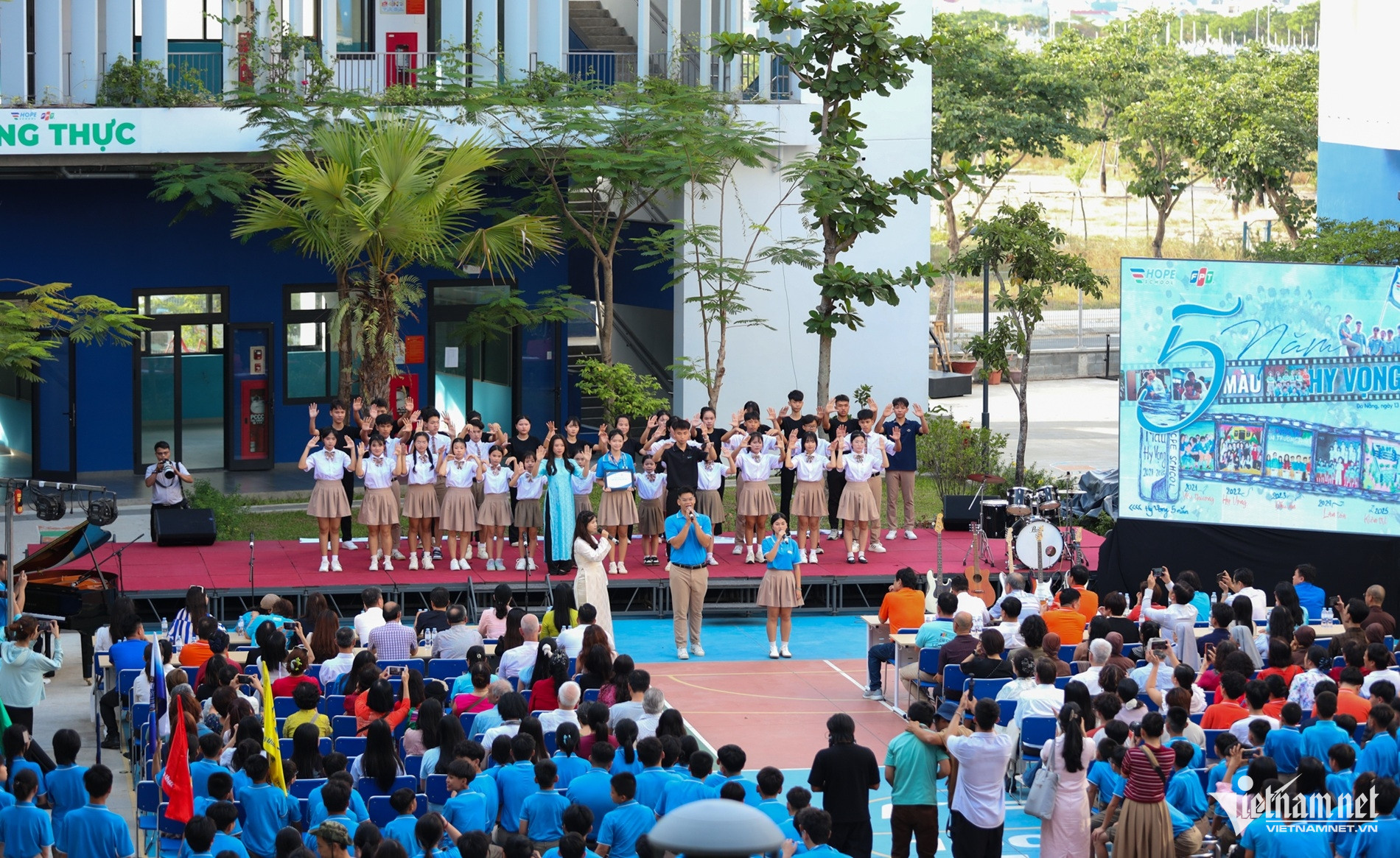 W-trường hy vọng (10).jpg