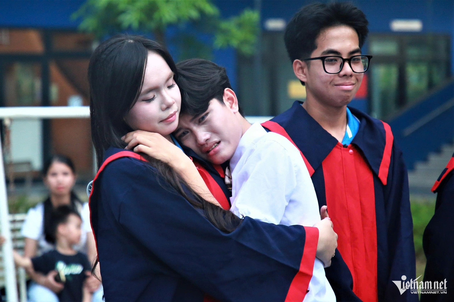 W-trường hy vọng (14).jpg