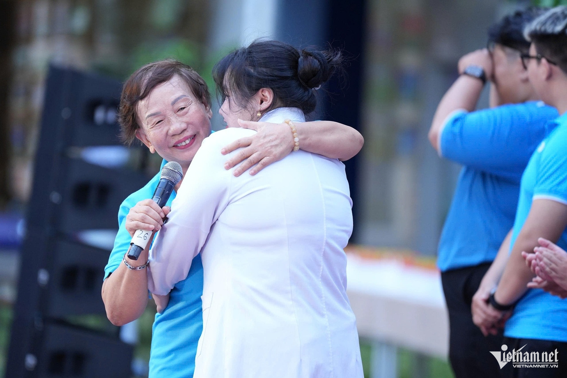 W-trường hy vọng (6).jpg