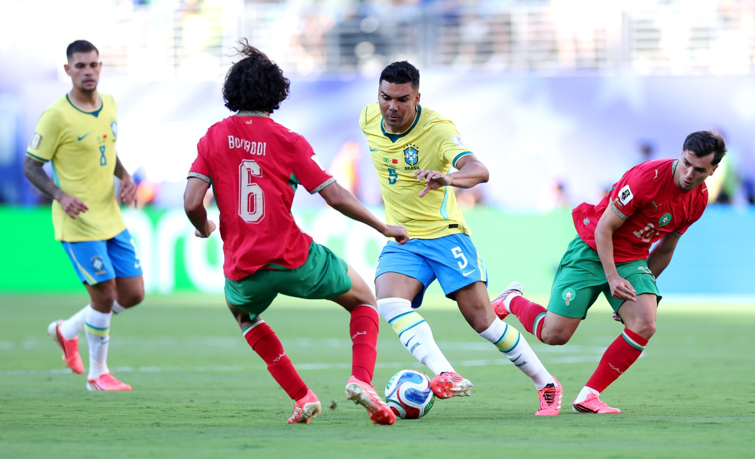 www_thesun_co_uk casemiro 5 brazil challenged ayyoub 1088183047.jpg
