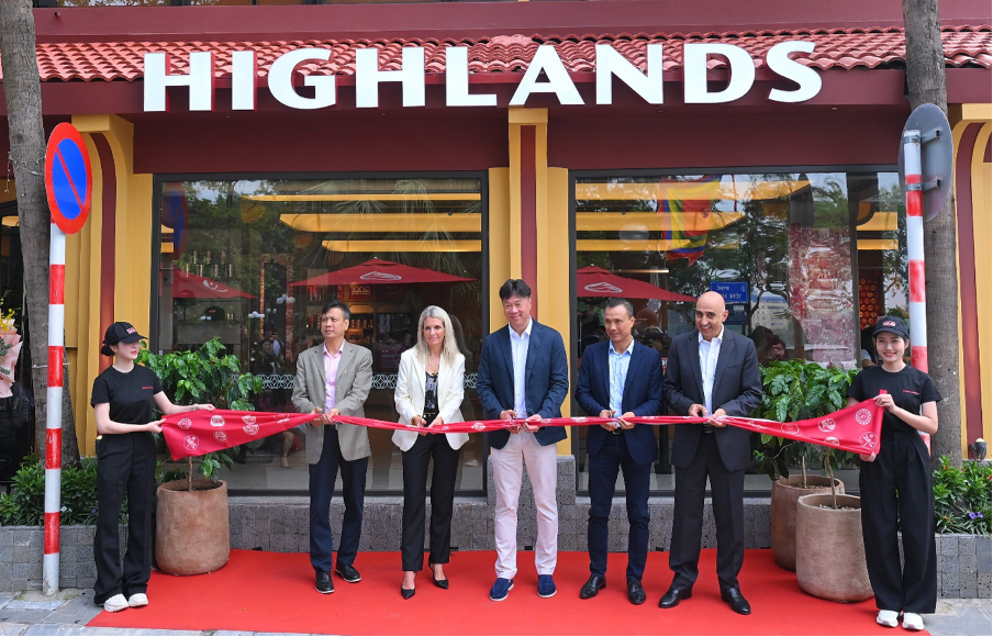 2.Highlands vnn tách ảnh_html_21870db5.png