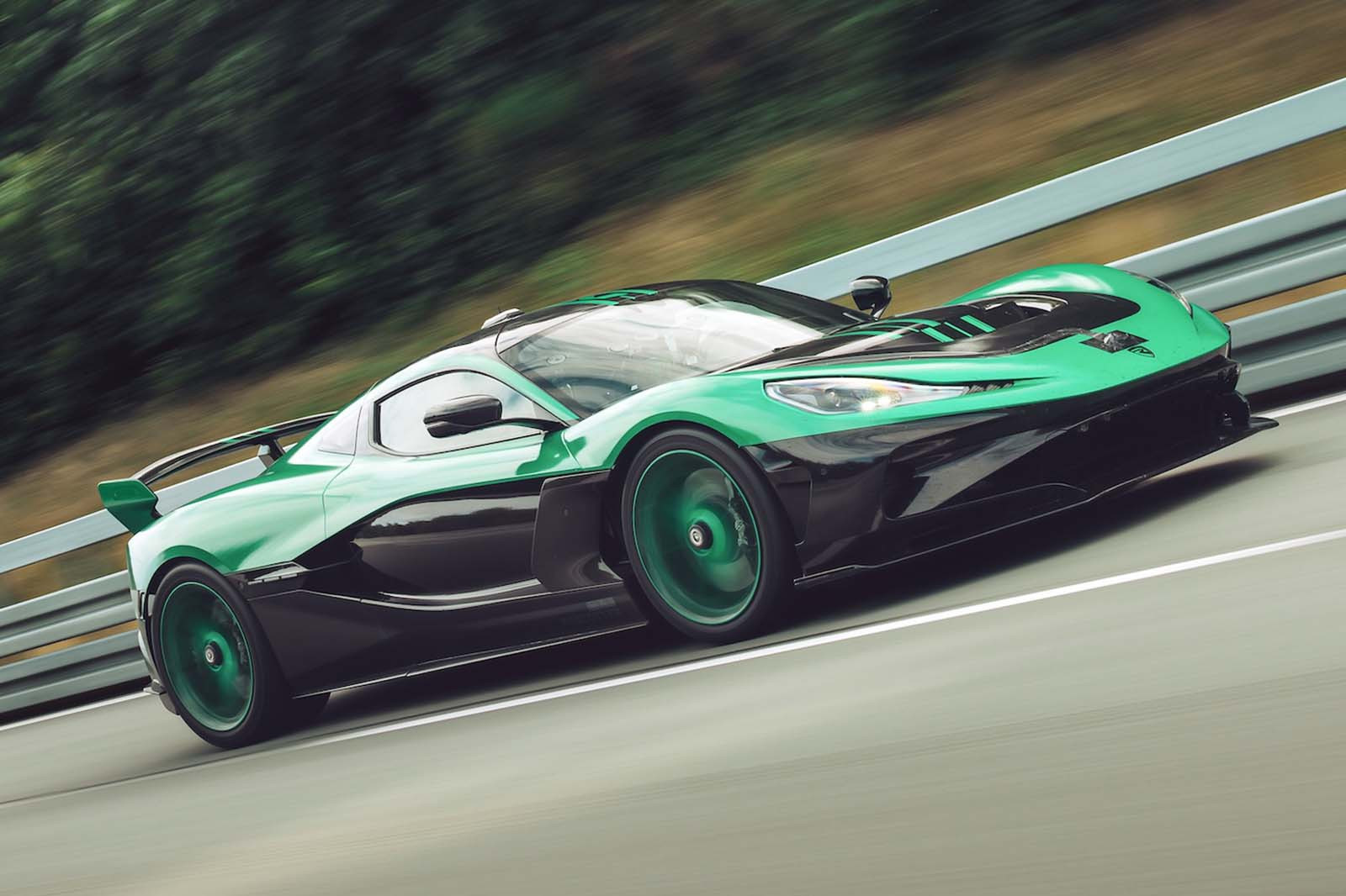 nevera r sets new 0 400 0 km h benchmark 2.jpg