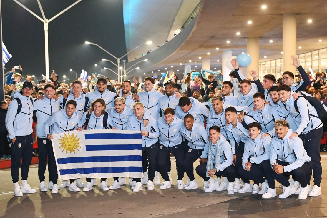 Tuyển Uruguay gặp biến cố lớn trước trận mở màn World Cup