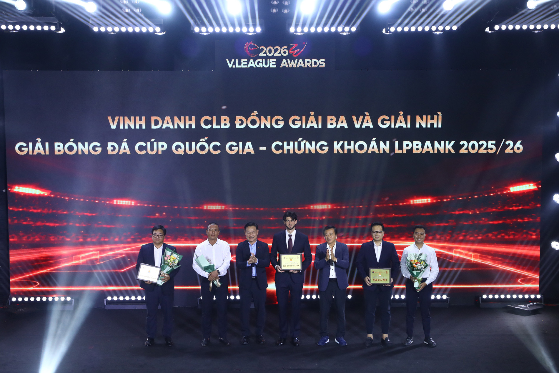 v league 5.JPG