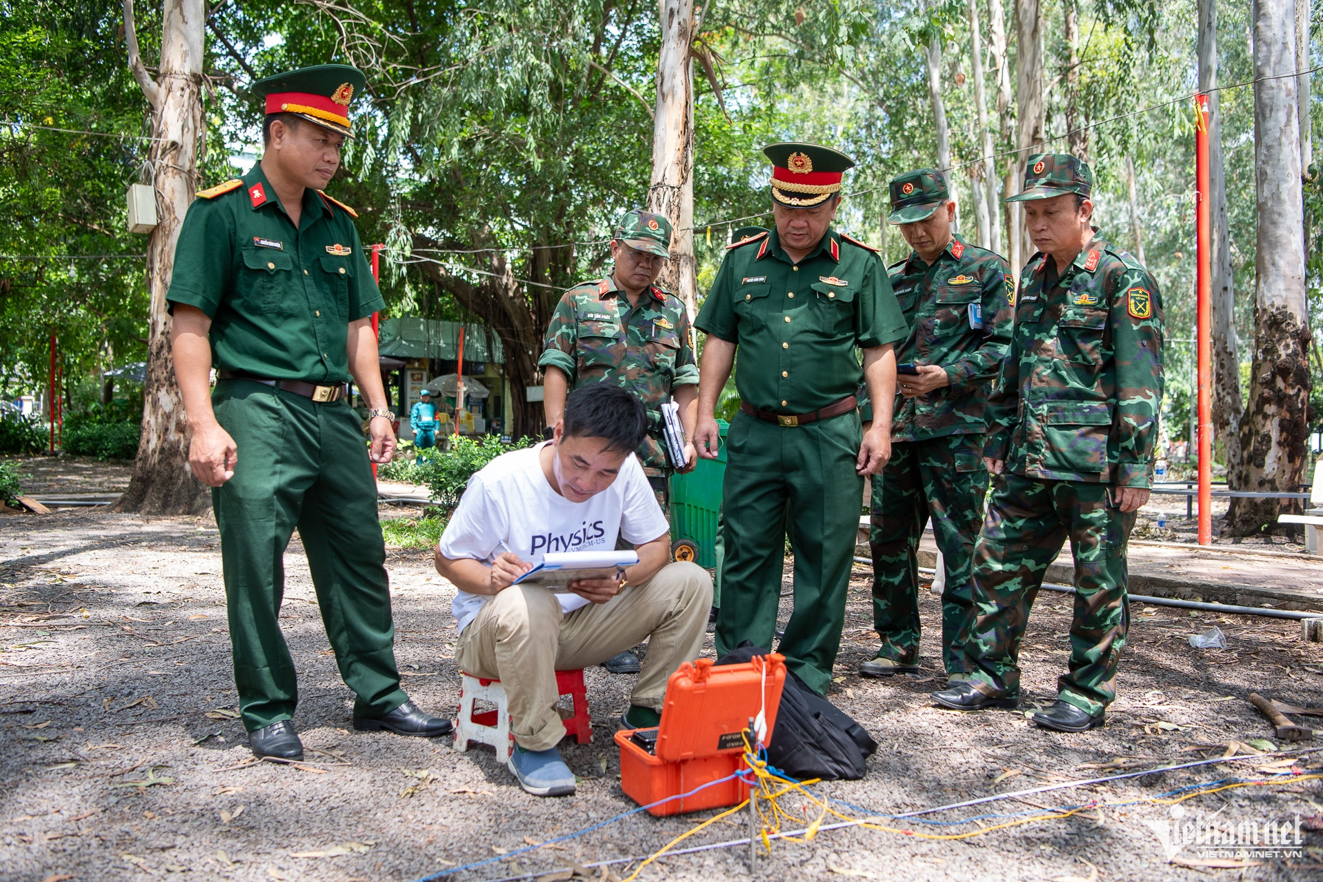 W-Rà soát thi hài tại công viên Lê Thị Riêng    Tuấn Hùng 10.jpg