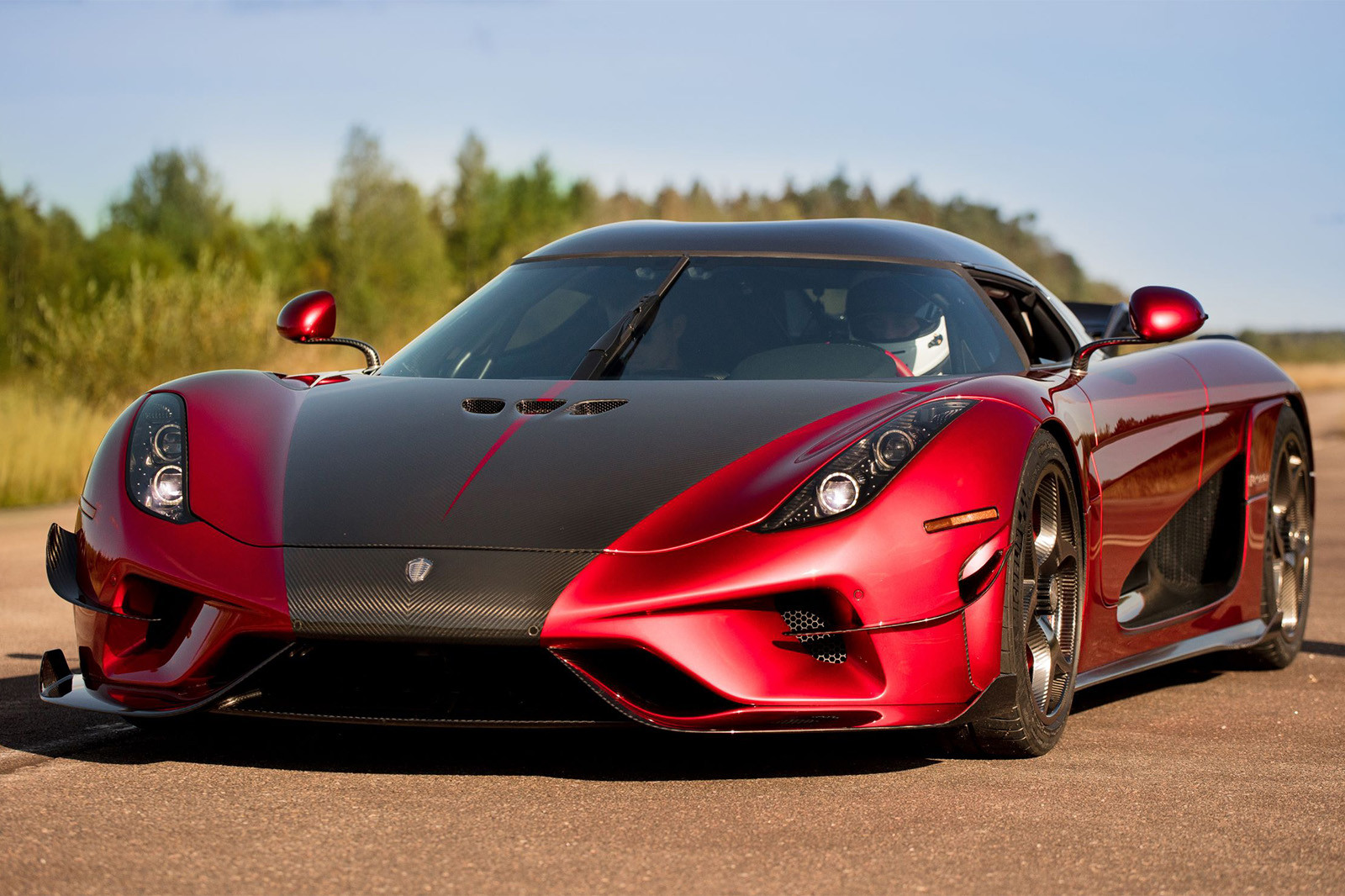 worlds_fastest_cars_ _koenigsegg_agera_rs.jpg