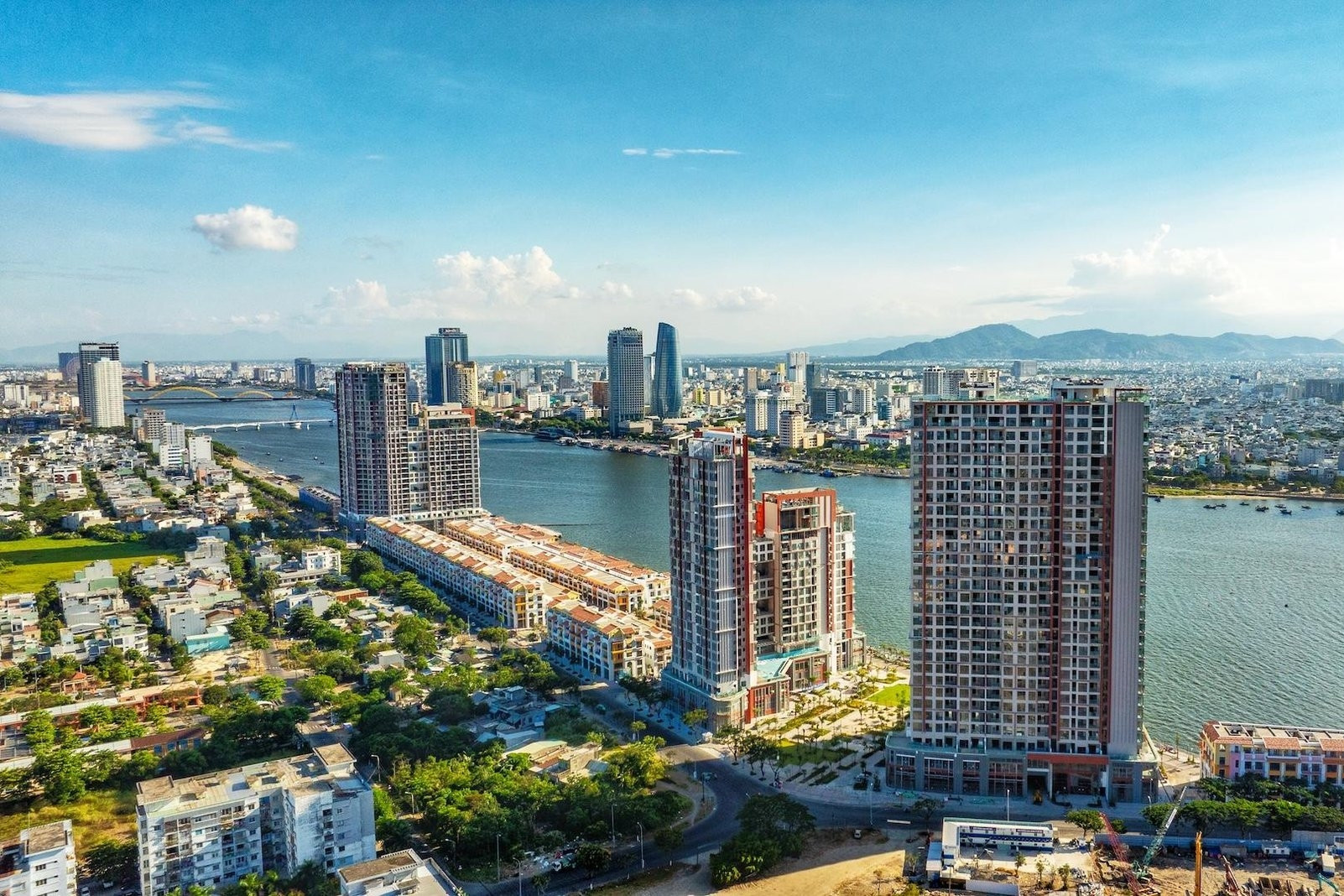 Căn hộ Symphony đón đầu làn sóng chuyên gia quốc tế đổ về Đà Nẵng