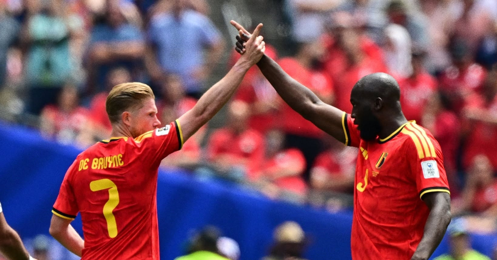 Lukaku giúp Bỉ thoát thua Ai Cập trận ra quân World Cup