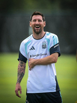 Messi DT Argentina.jpg
