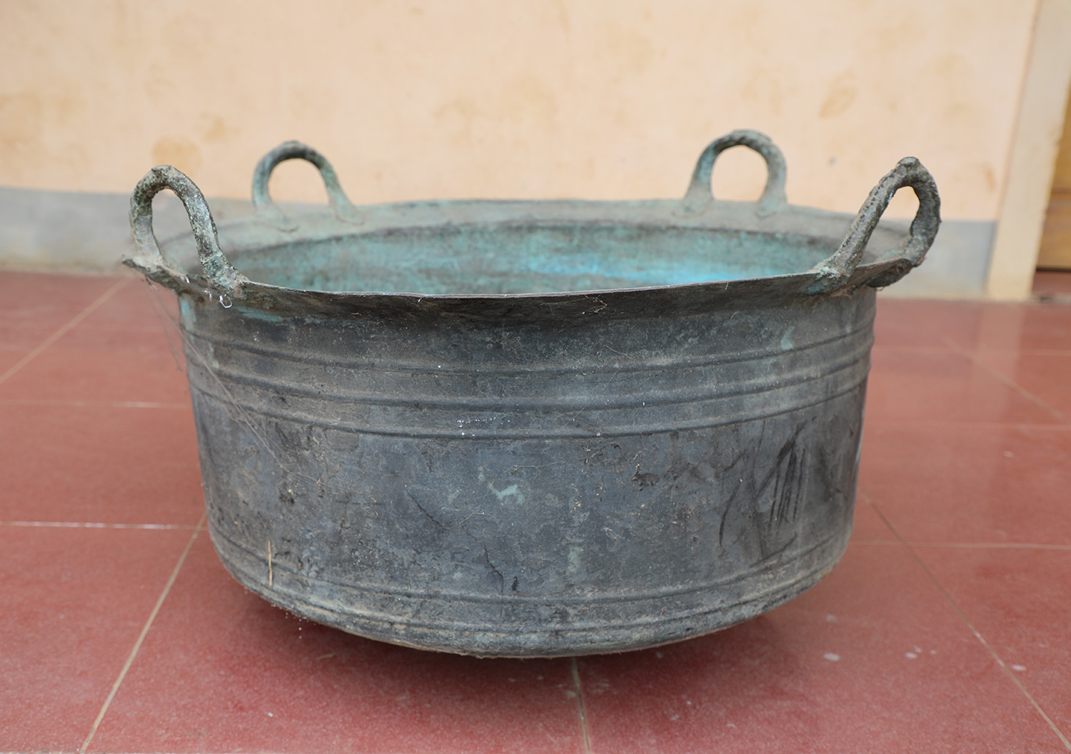 vạc đồng 1.JPG
