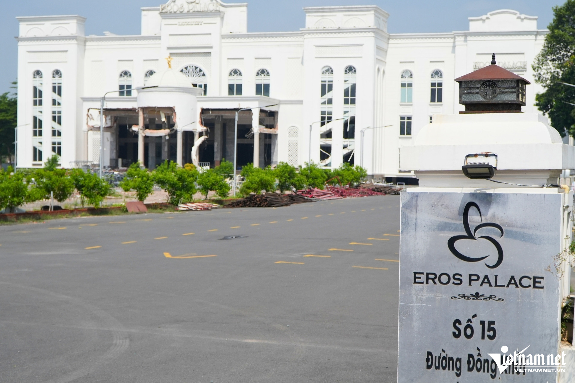 W-eros palace 12.jpg