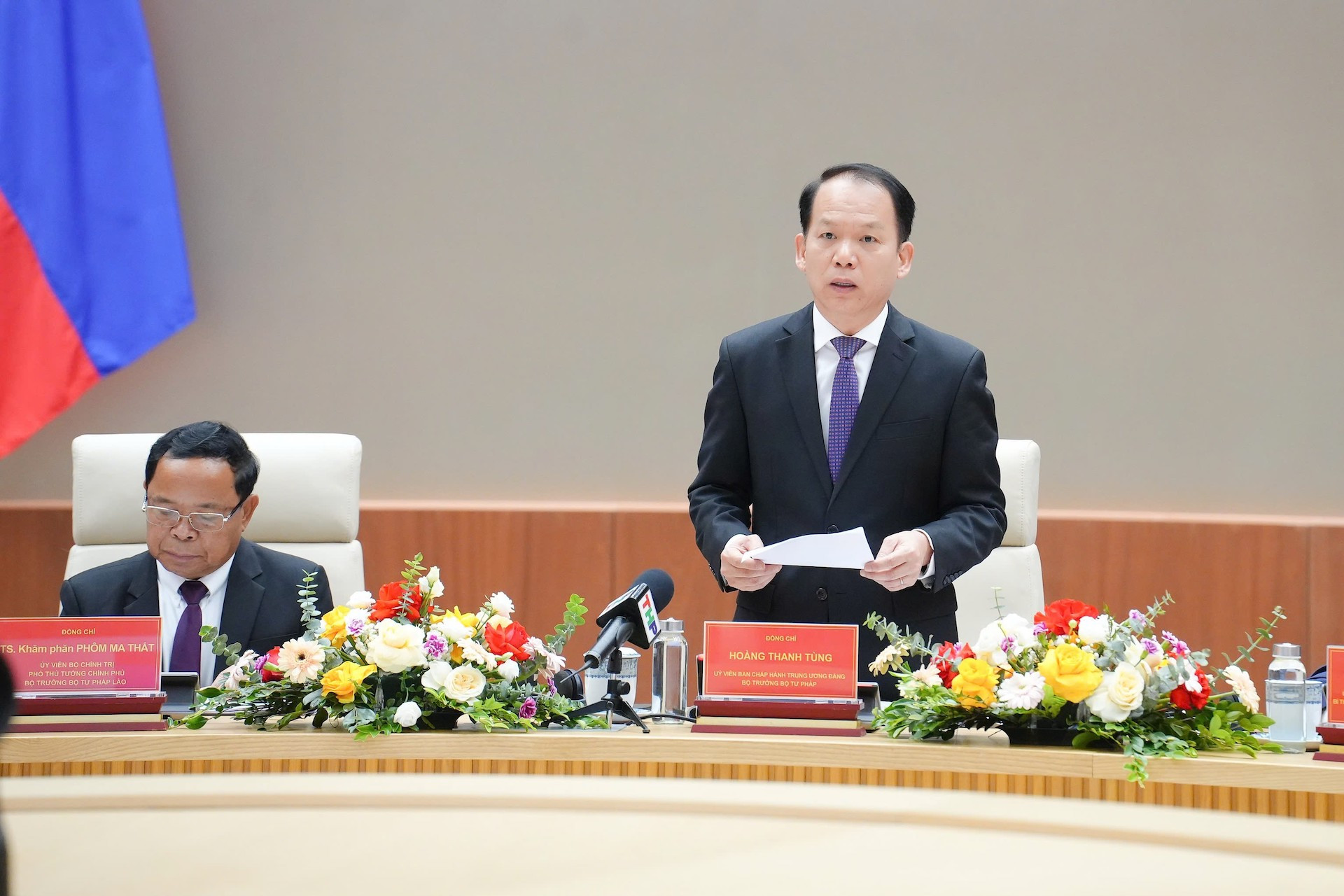 Bộ trưởng Tùng.jpg