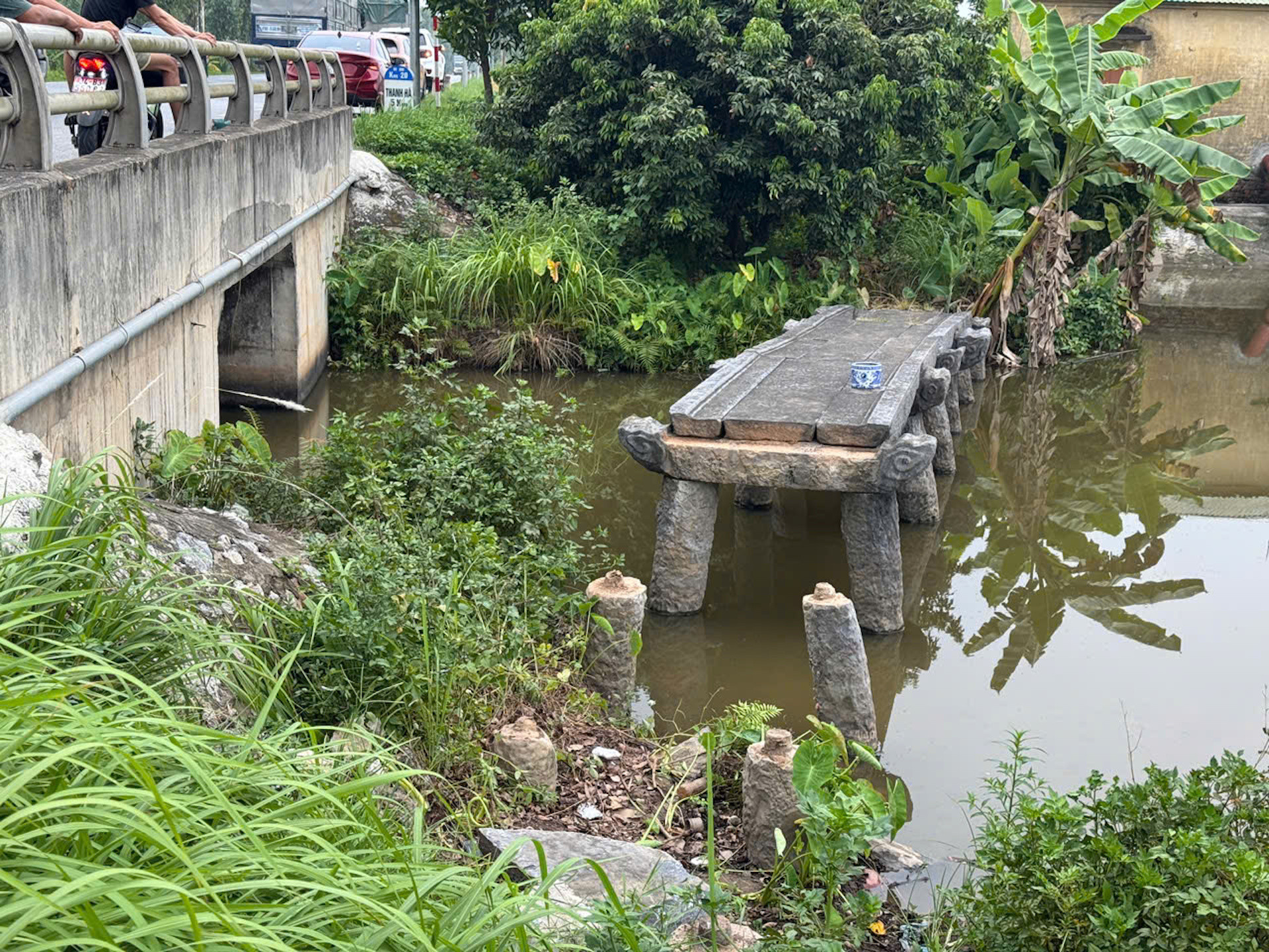 cầu cổ 3.jpeg