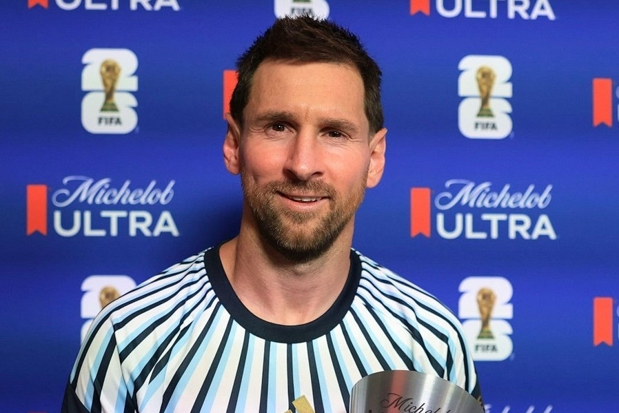 Haaland thán phục Messi, HLV Algeria nói đúng 5 từ về số 10