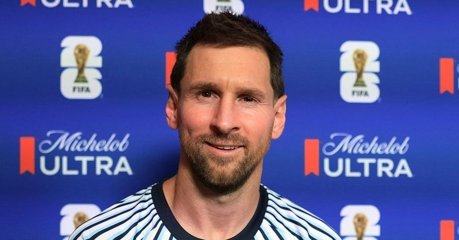 Haaland thán phục Messi, HLV Algeria nói đúng 5 từ về số 10