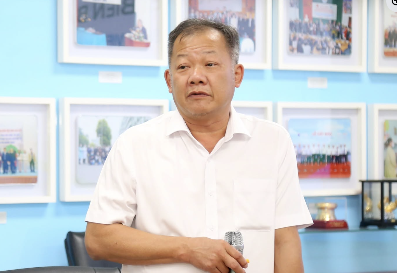 giam doc benh vien viet duc
