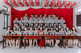 lớp 9a5 1.jpg