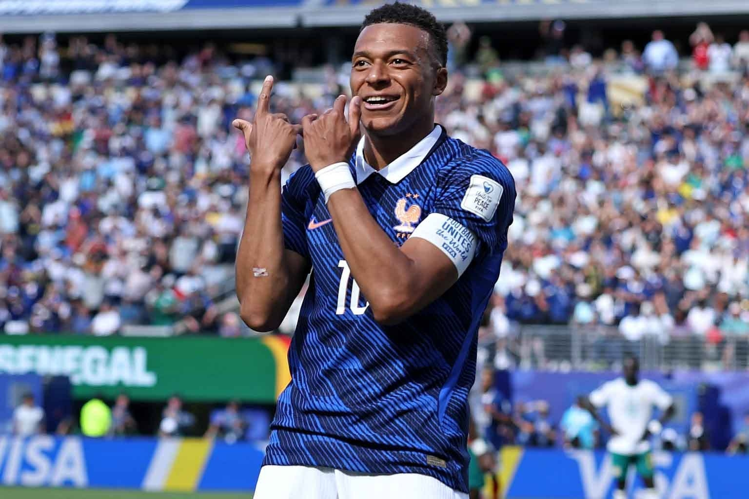 Mbappe lập cú đúp, Pháp hạ Senegal trận ra quân World Cup