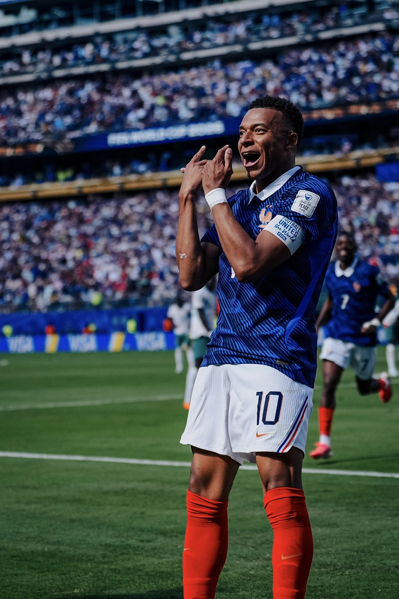 Mbappe X KM.jpg