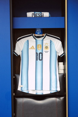 https://vms-files.vietnamnet.vn/vps_images_publish/000001/000003/2026/6/17/messi-argentina-1-574.jpg
