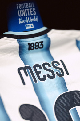 https://vms-files.vietnamnet.vn/vps_images_publish/000001/000003/2026/6/17/messi-argentina-572.jpg