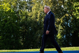 Ông Trump nói thỏa thuận với Iran chưa phải là 'cuối cùng'