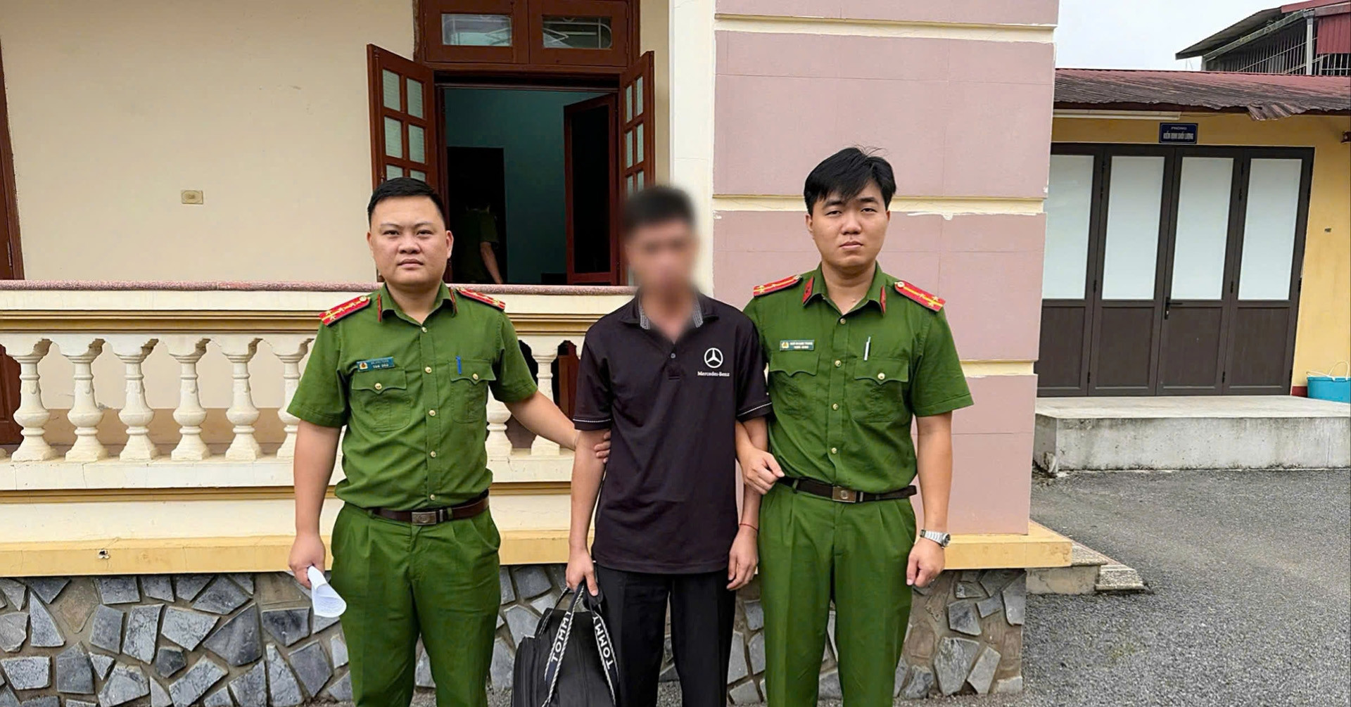 Xét nghiệm ngẫu nhiên ở một cơ quan, phát hiện trường hợp dương tính ma tuý