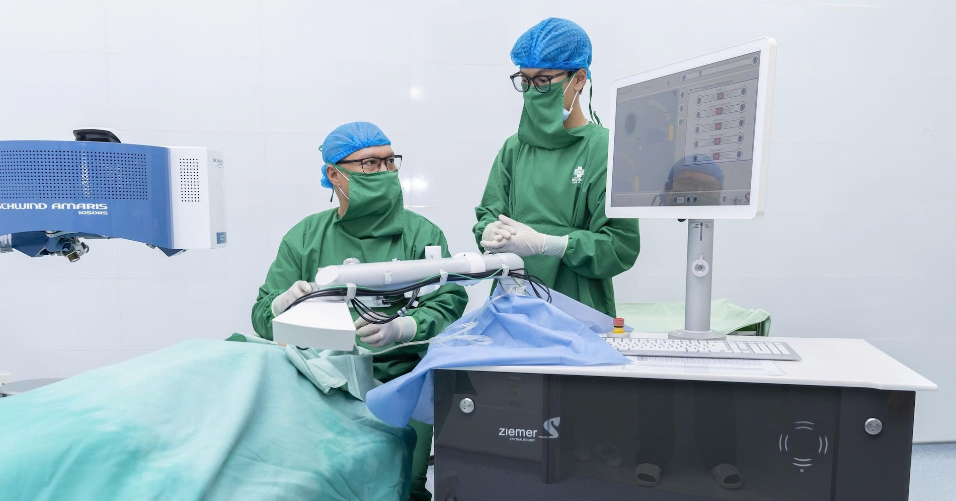 2.000 ca phẫu thuật Phaco không dao tại Bệnh viện Mắt Sài Gòn Lê Thị Riêng