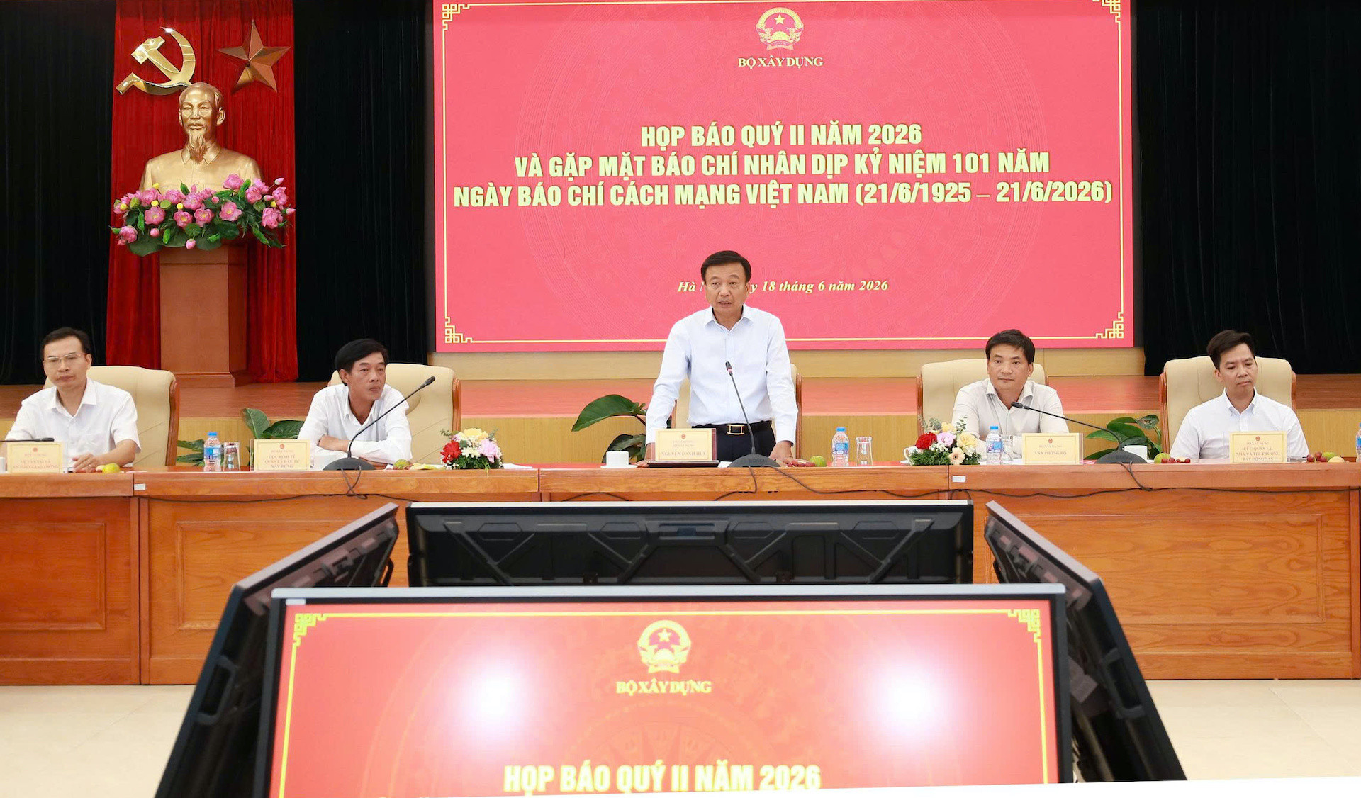 bo xay dung nha cho thue vietnamnet.jpg