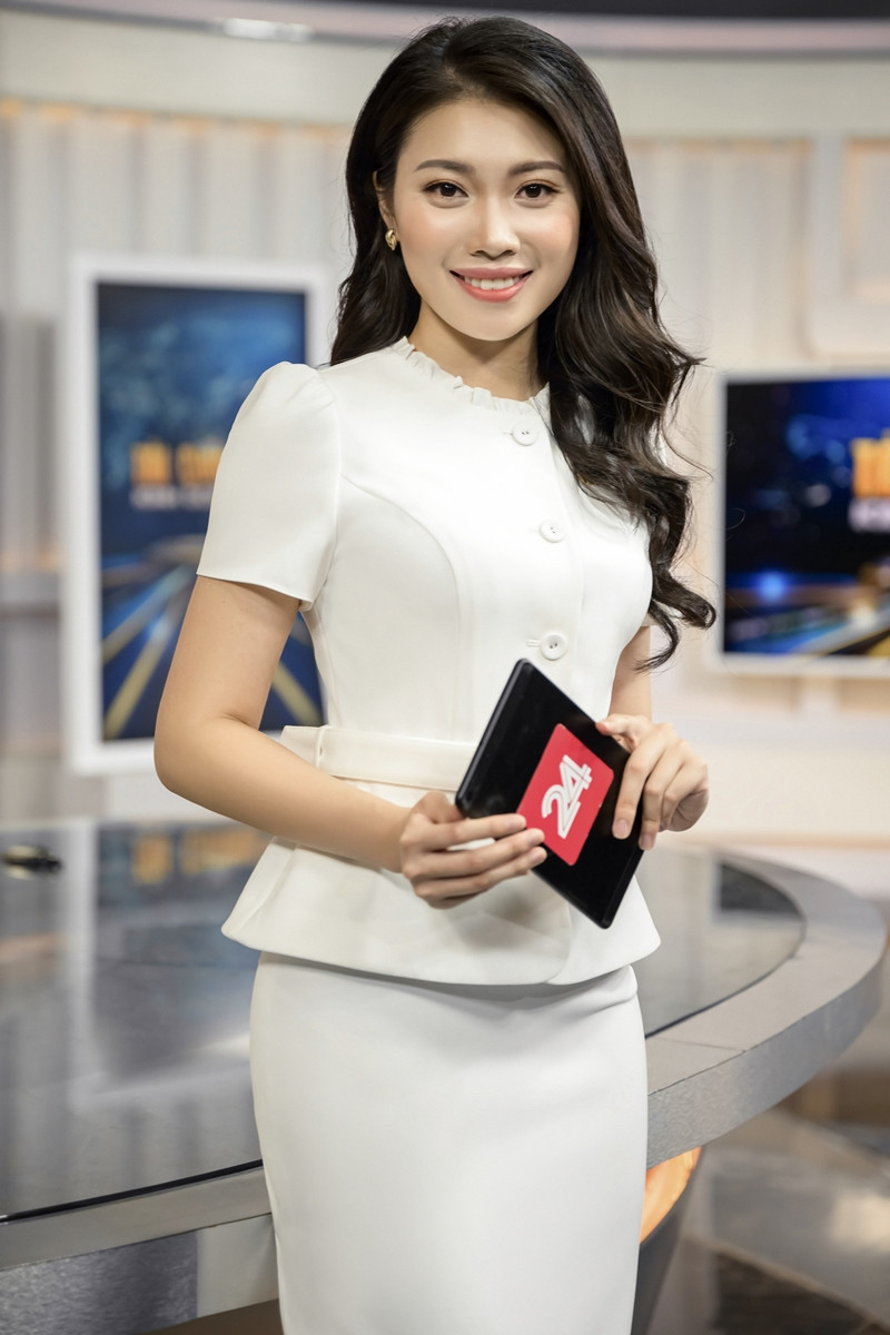 https://static-images.vnncdn.net/vps_images_publish/000001/000003/2026/6/18/diep-anh-009-991.jpg
