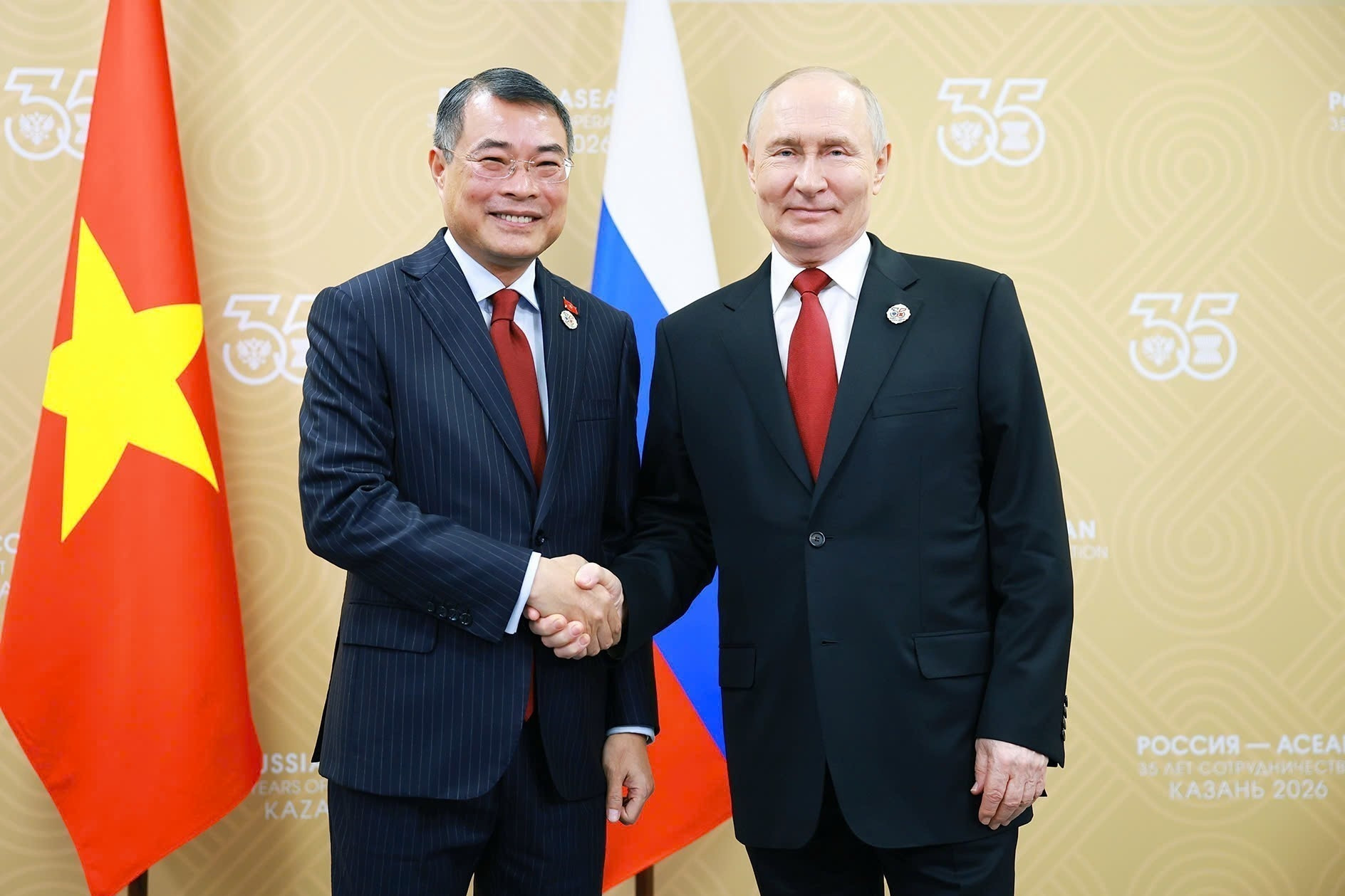 Tổng thống Putin: Việt Nam là người bạn keo sơn của Nga