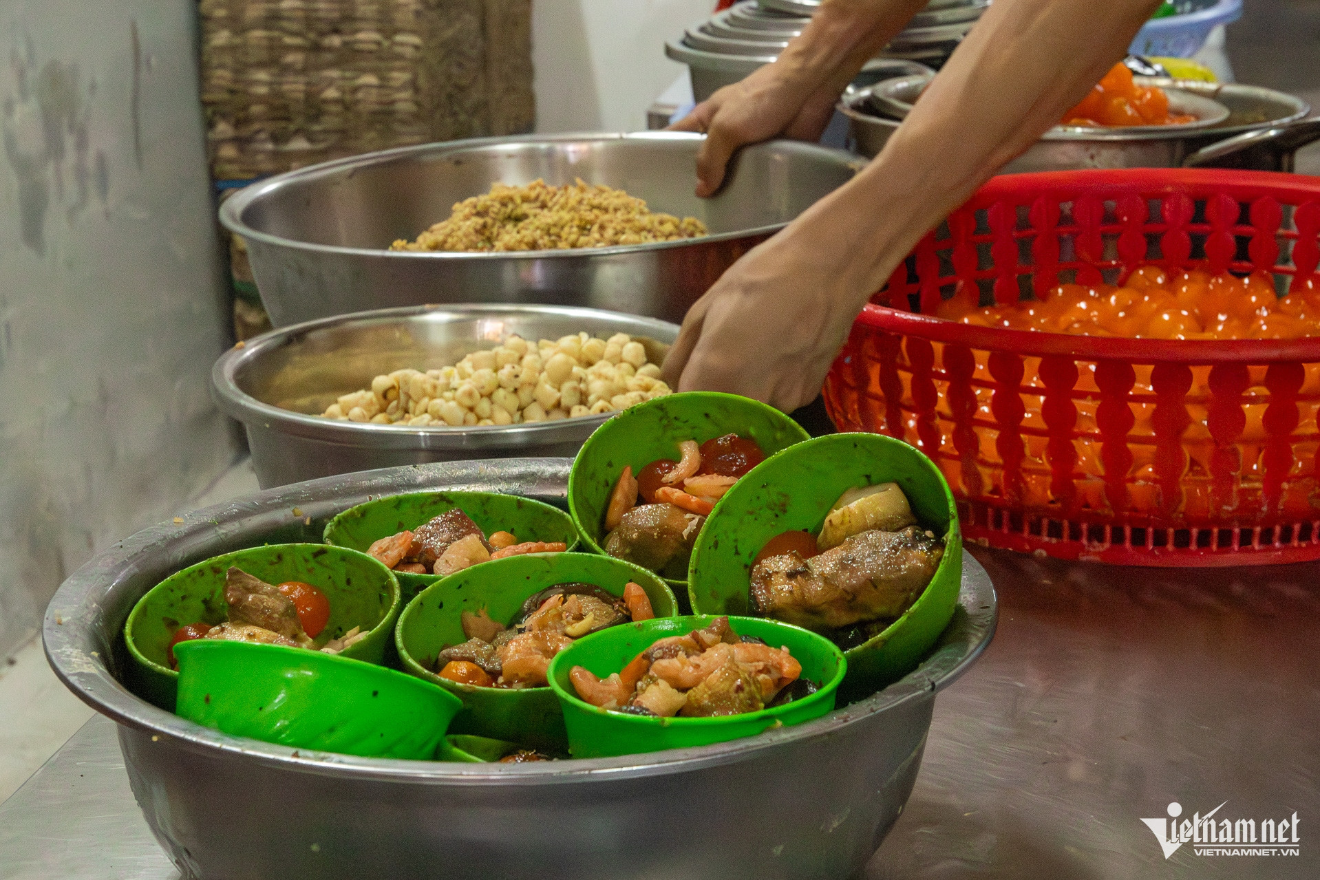 W-Bánh ú bá trạng   Tuấn Hùng 5.jpg