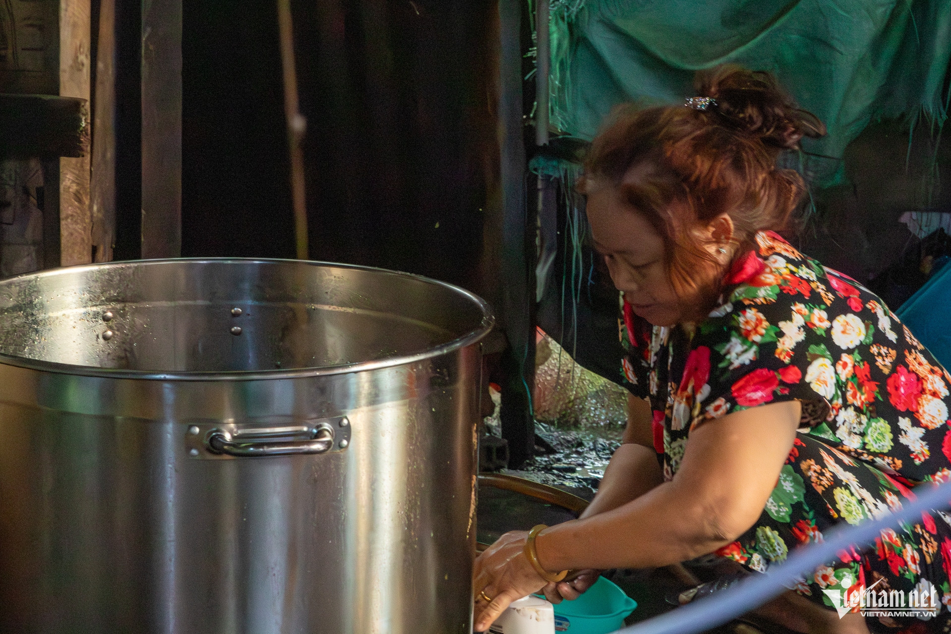 W-Bánh ú bá trạng   Tuấn Hùng 8.jpg