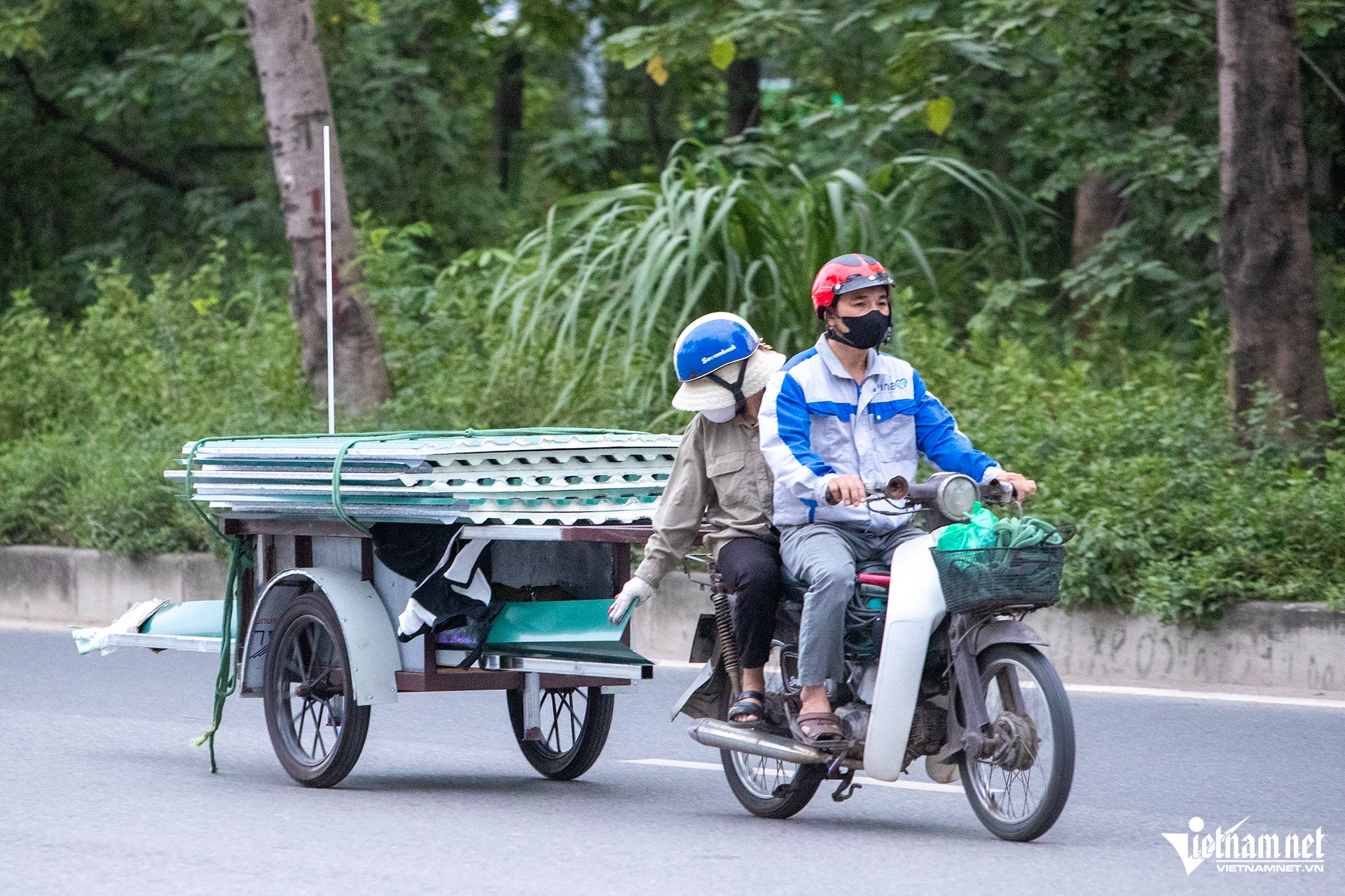 https://static-images.vnncdn.net/vps_images_publish/000001/000003/2026/6/18/w-cho-cong-kenh-10-hieu6143-sao-chep-823.jpg