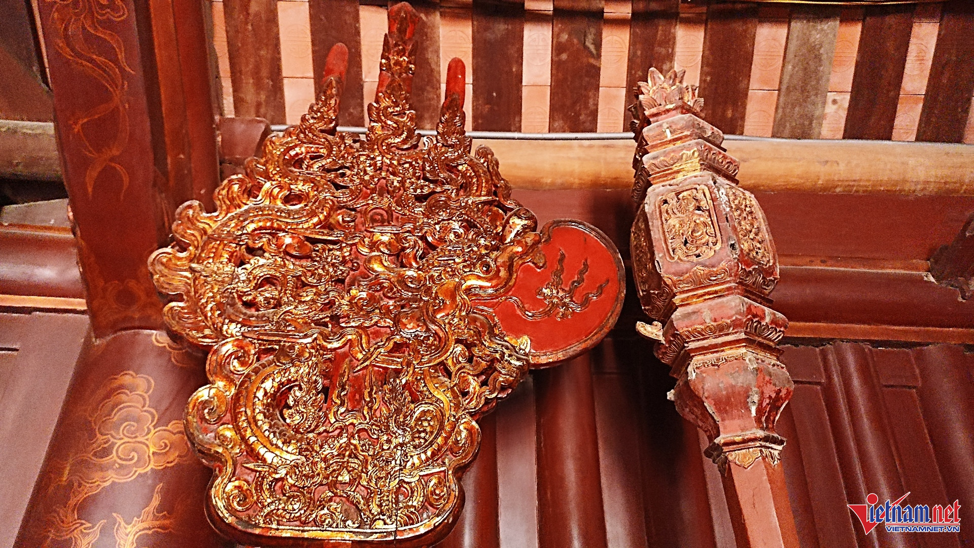W-Phủ Việt bên trái.jpg