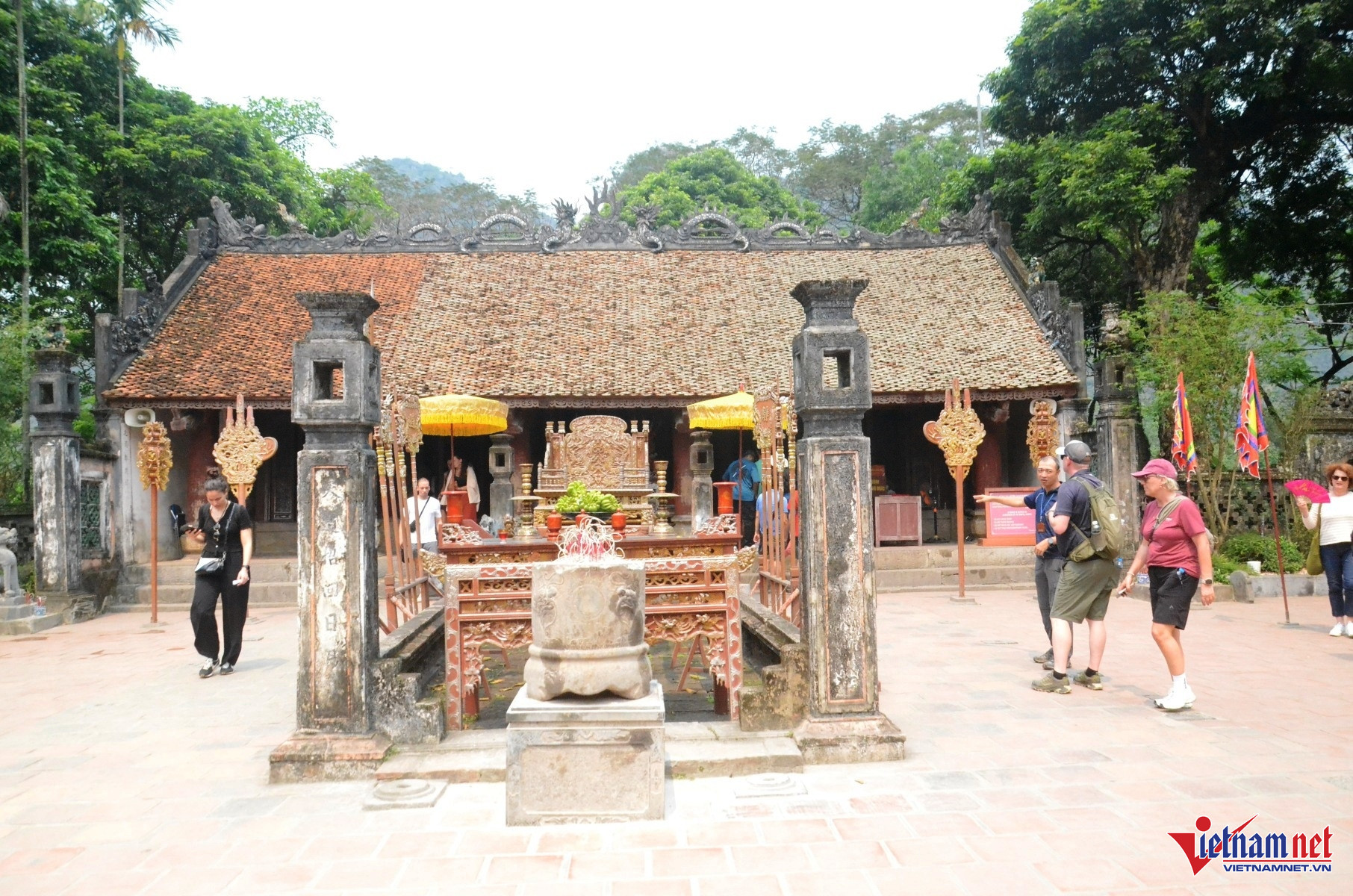W-Phủ Việt.JPG.jpg